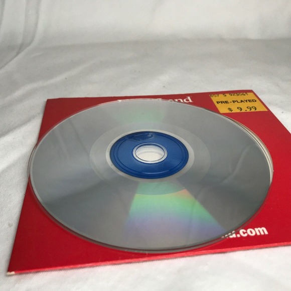 NFL 2K (Sega Dreamcast, 1999) DISC ONLY Sega Sports Football Video Game Vintage - Picture 2 of 2